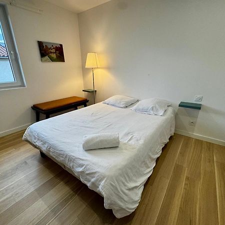 Chambre Privee Avec Salle De Bains Partagee-Le Sapin Genay  Extérieur photo