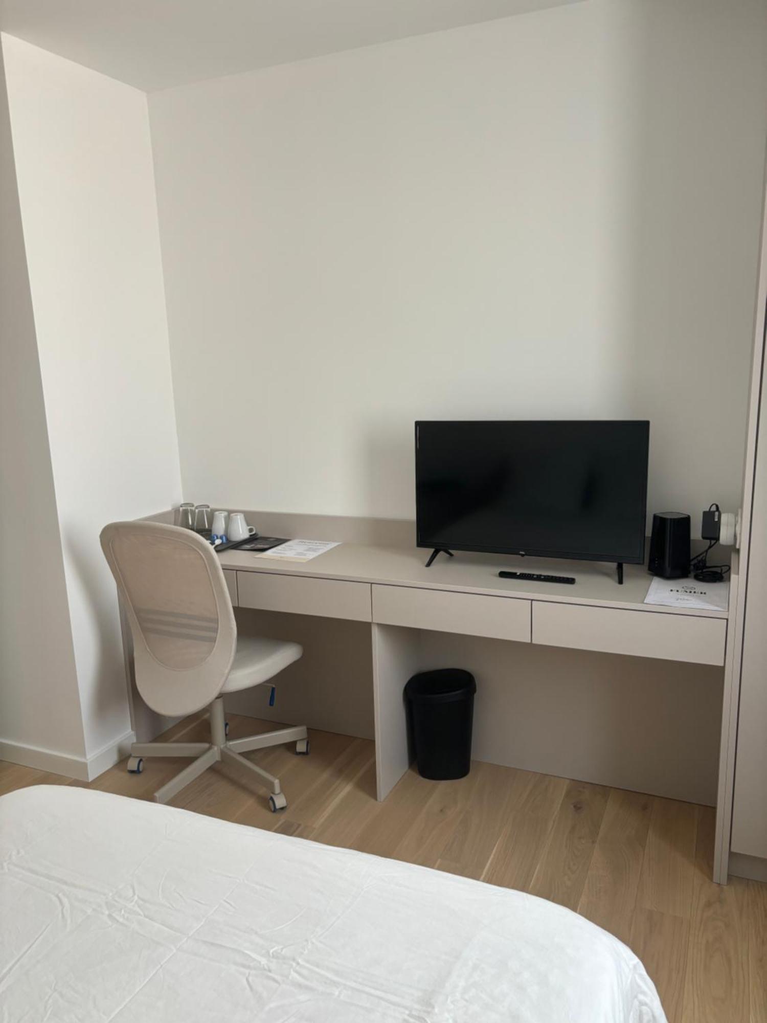 Chambre Privee Avec Salle De Bains Partagee-Le Sapin Genay  Extérieur photo