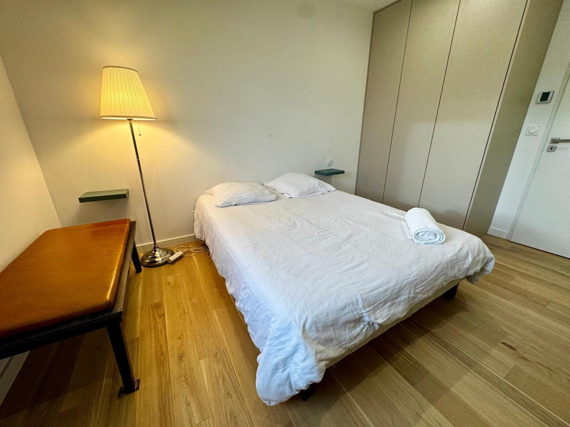 Chambre Privee Avec Salle De Bains Partagee-Le Sapin Genay  Extérieur photo